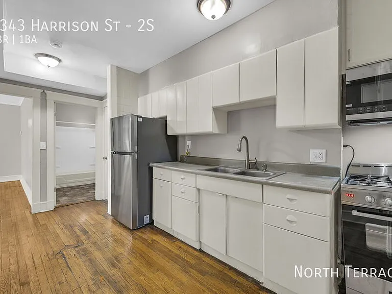 4343 Harrison St #2S — Photo 3