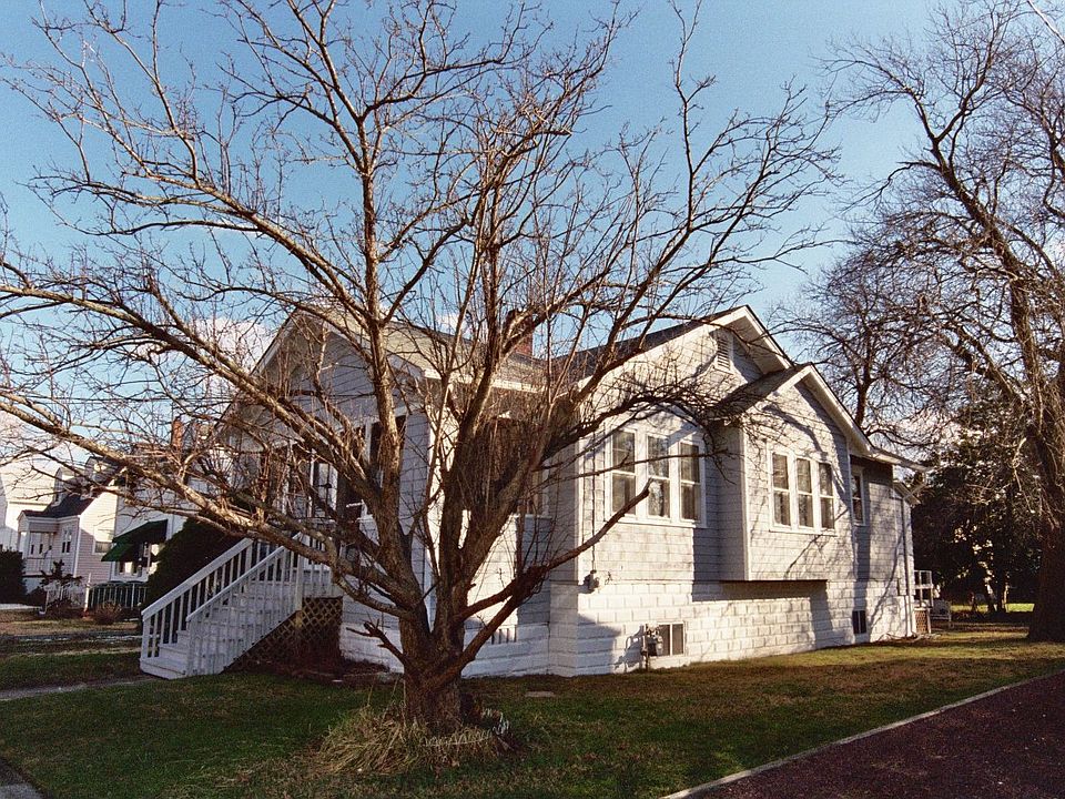 1st image of 308 Trenton Ave