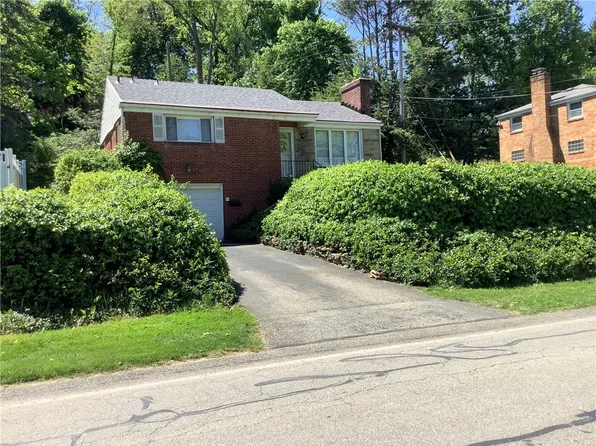821 Jefferson Dr, Pittsburgh, PA 15229