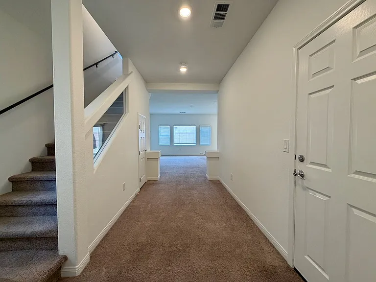 7748 Pacific Dunes St — Photo 4