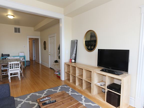 5th image of 1650 N Rockwell St APT 2