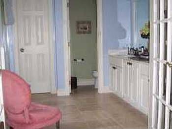 1st image of 607 Elin Ct