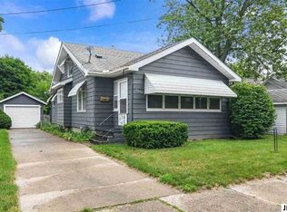 1604 E North St, Jackson, MI