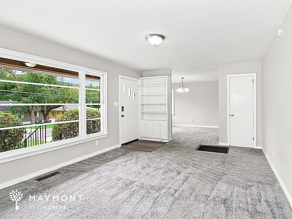5th image of 205 Ridgewood Ave
