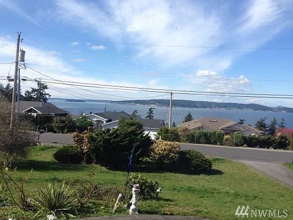 1st image of 164 Vista Del Mar St