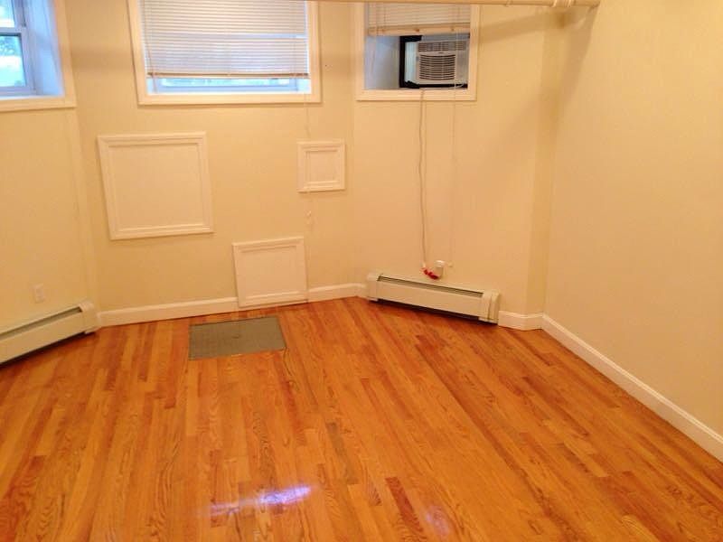 2nd image of 22 Euston St #0