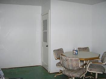 4th image of 205 16th St N