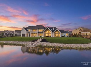 996 S Waning Ln, Eagle, ID 83616