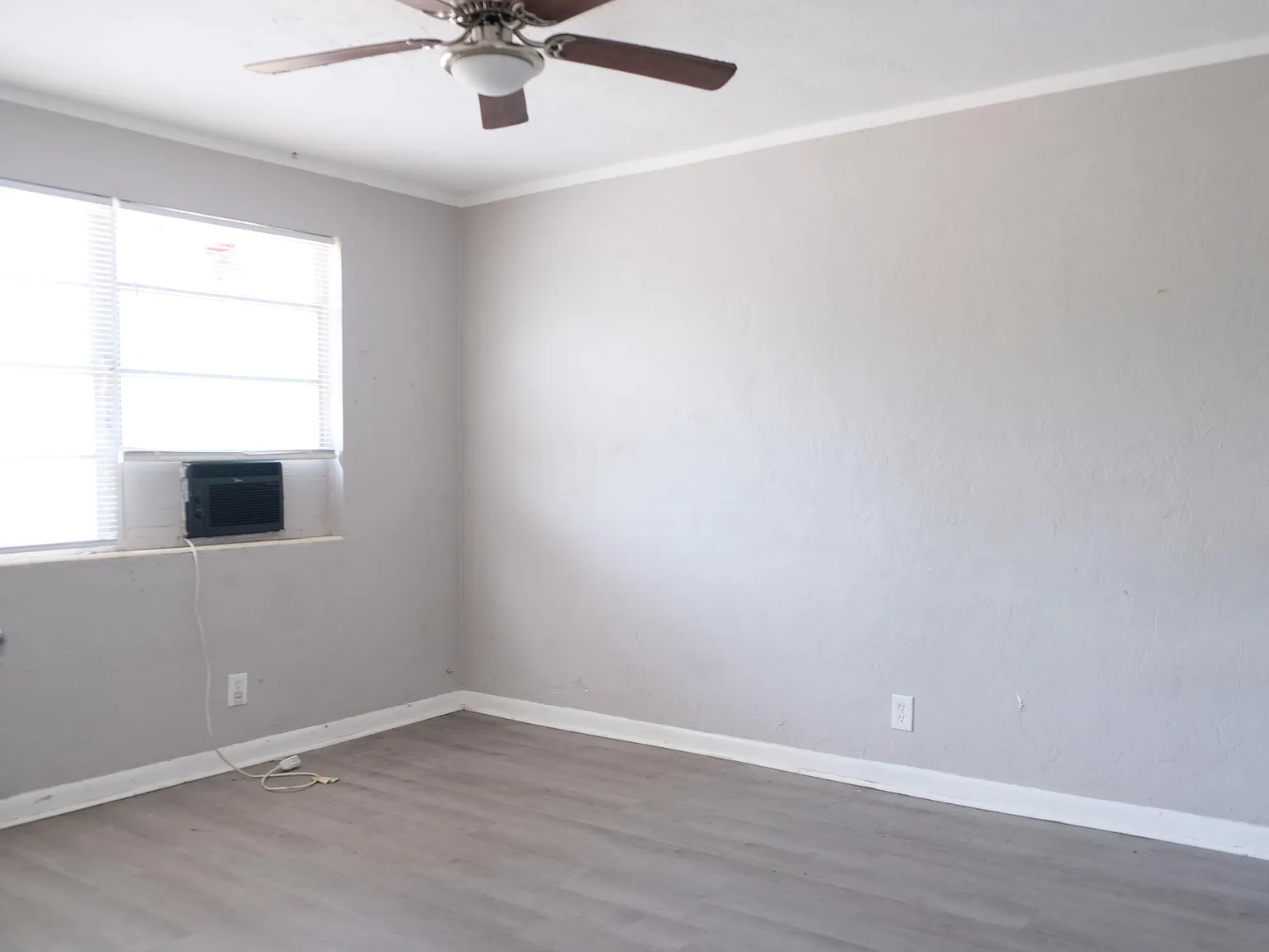 2 bed, 1.0 bath, 747 sqft, $1,500 — Photo 4