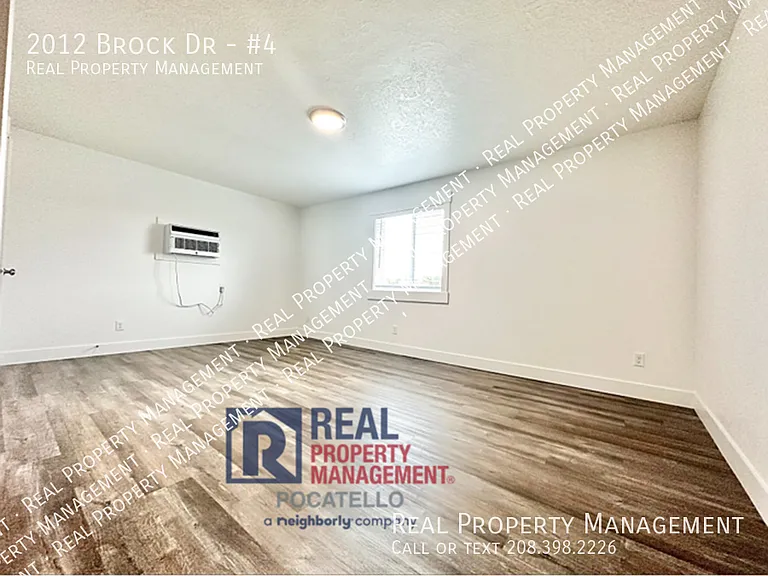 2012 Brock Dr #4 — Photo 7