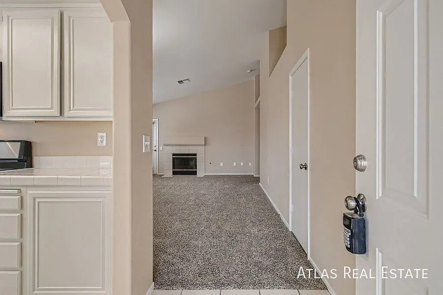 *Coming Soon* Single Story Home In Cul-de-Sac With Rv Parking! — Photo 3