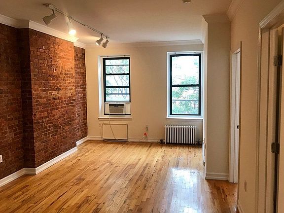 3rd image of 908 Amsterdam Ave APT 4C
