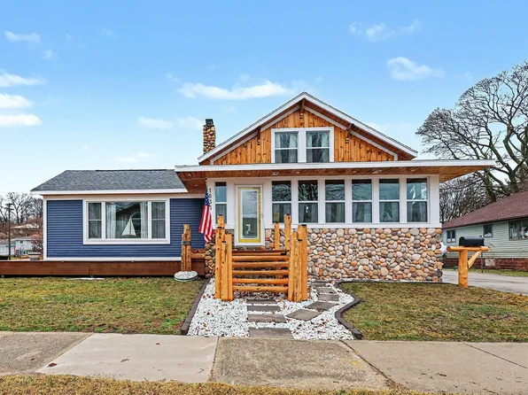 1835 Edgewater St, Muskegon, MI 49441