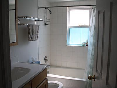 1st image of 613.5 W Arlington Pl #2