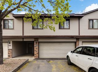 8521 Maplebrook Pkwy N, Brooklyn Park, MN 55445