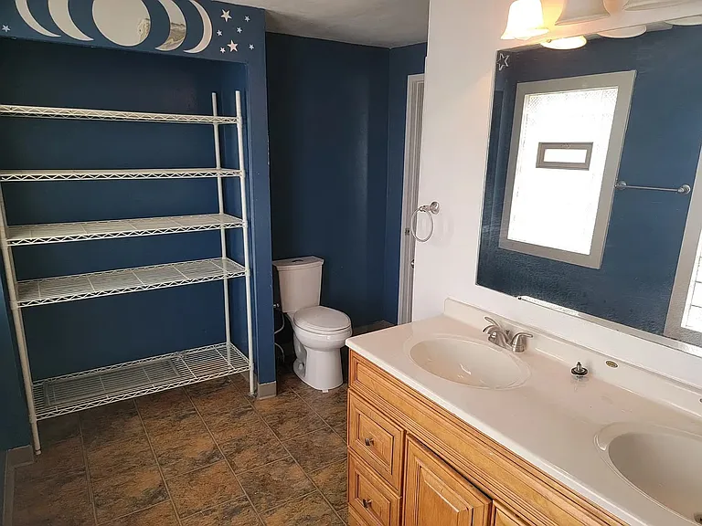 1648 Westona Dr #1 — Photo 10