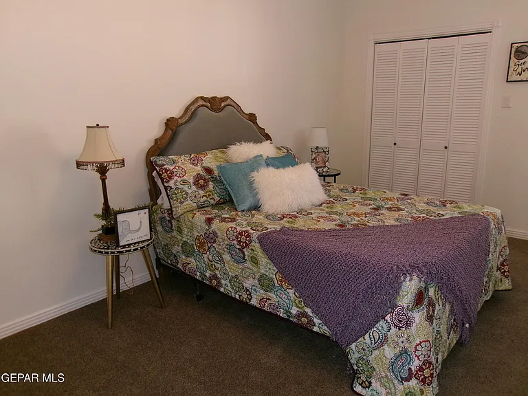 294 Vaquero Ln #B — Photo 20