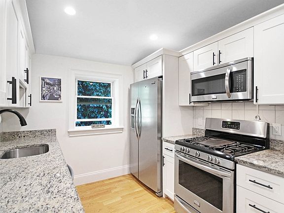 2nd image of 12 Salem Street Ave #2