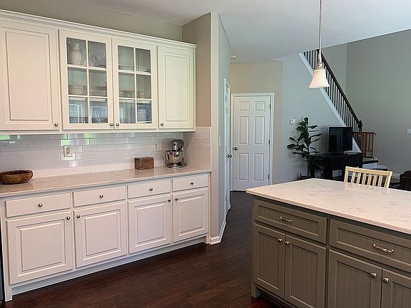 4th image of 4016 Union Walk Cir SE