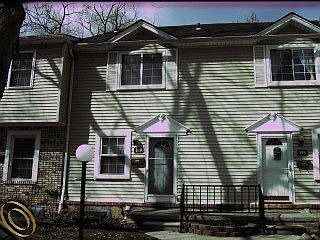 1st image of 189 Riveroaks Dr