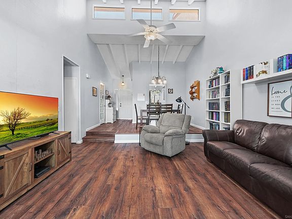 4th image of 15696 Davis Cup Ln