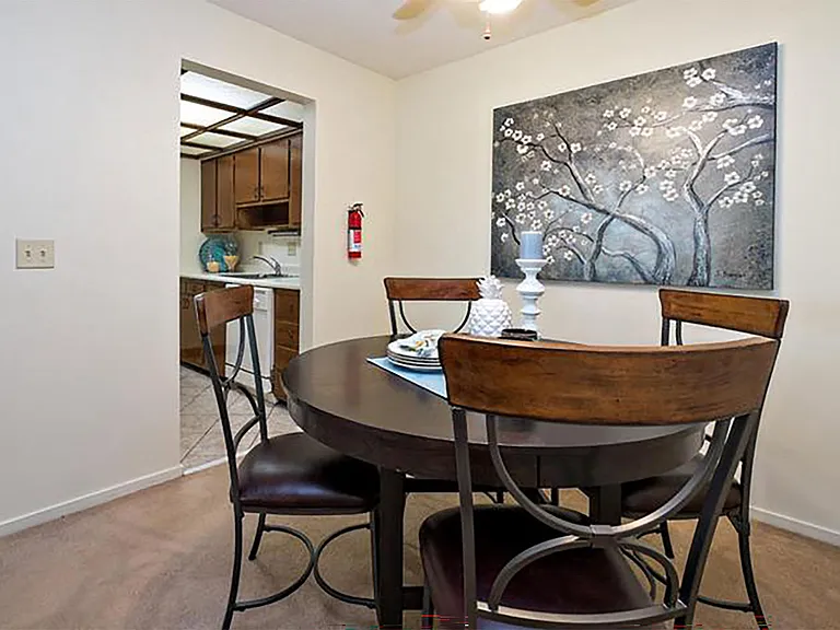 611 Regency Way — Photo 16