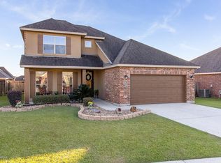 102 Bristow Bayou Rd, Broussard, LA 70518