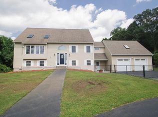 479 S St E, Raynham, MA 02767