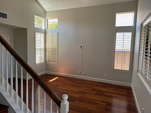 5th image of 5092 Sea Mist Ct