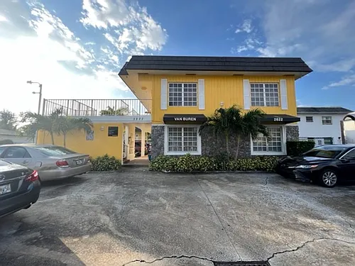 2822 Van Buren St Photo 1