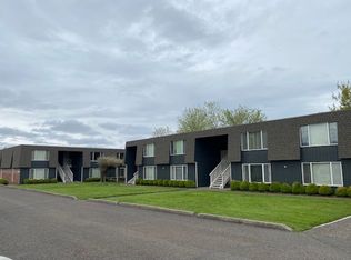 1555 W 18th Ave APT 13, Eugene, OR 97402