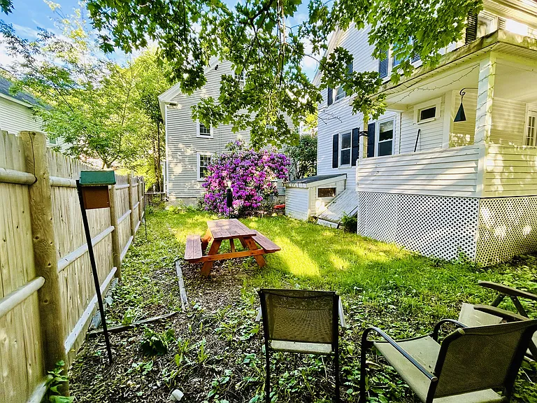 31 Wesley St — Photo 14