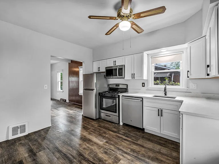 20830 Trebec Ave — Photo 12