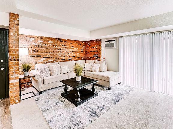4th image of 505 Old Oak Ct #507