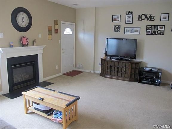 4th image of 9901 Magnolia Pointe Ct