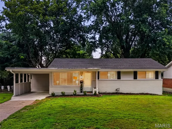 2248 Kerwin Dr, Saint Louis, MO 63136
