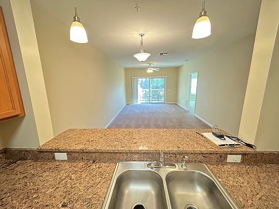 5th image of 401 Bouchelle Dr APT 202