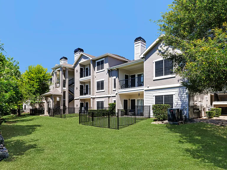 Lantana Ridge — Photo 19