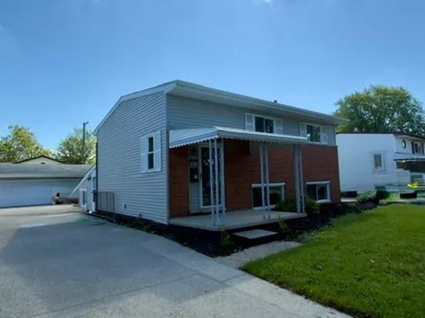 31657 Olmstead Rd, Rockwood, MI 48173