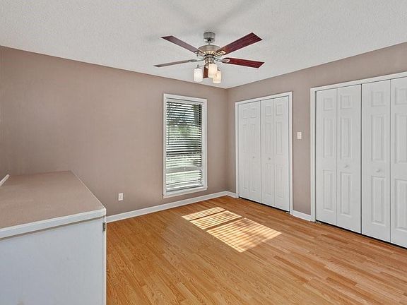 3rd image of 596 Navajo Dr
