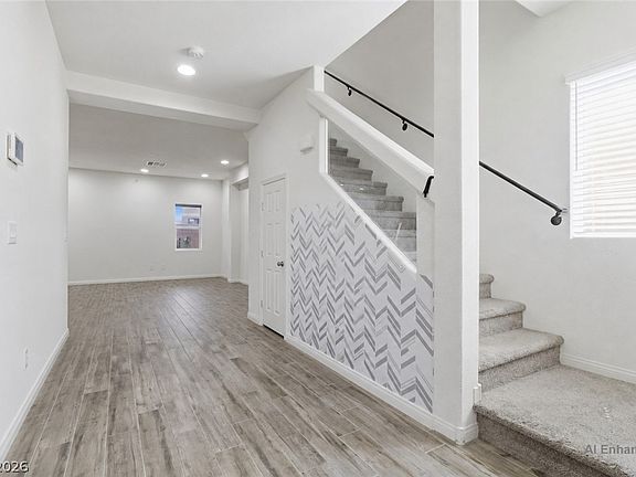 3rd image of 5625 Canoe Ridge Ct