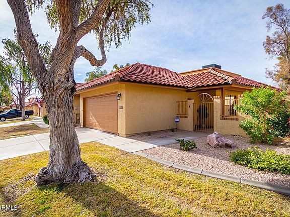 2nd image of 12322 S Shoshoni Dr