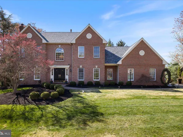 1488 Heather Ridge Dr, Newtown, PA 18940