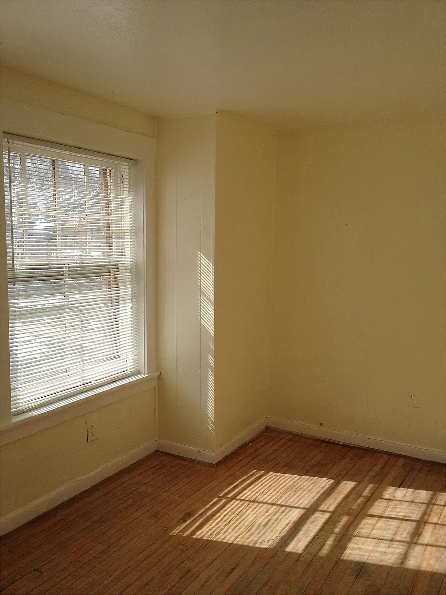 Building Photo - 852 Garfield Ave