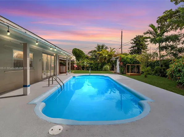 1110 NW 43rd St, Oakland Park, FL 33309