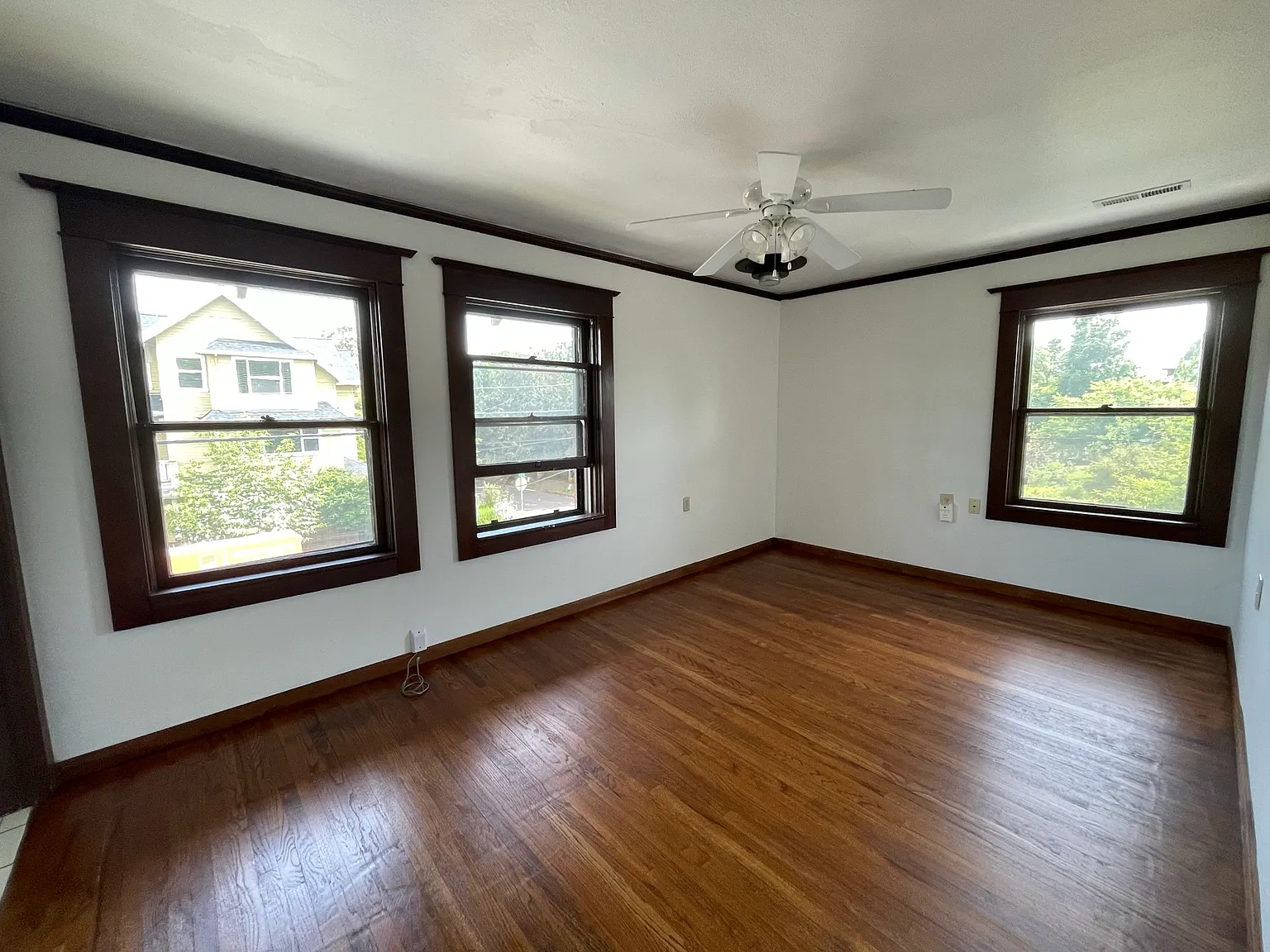 2 bed, 960 sqft, $2,495 — Photo 4