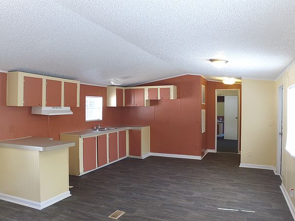 3rd image of 3535 Roberts Ave Lot 77