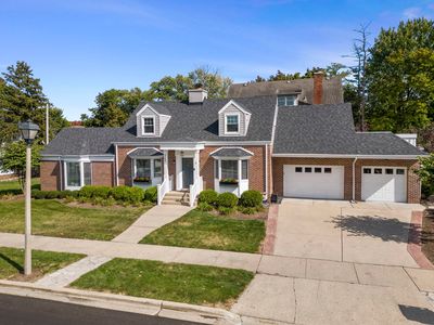 349 S Arlington Ave, Elmhurst, IL, 60126