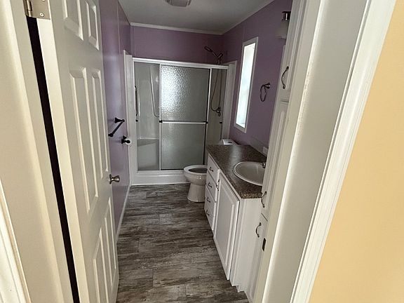 4th image of 799 E Klosterman Rd #26