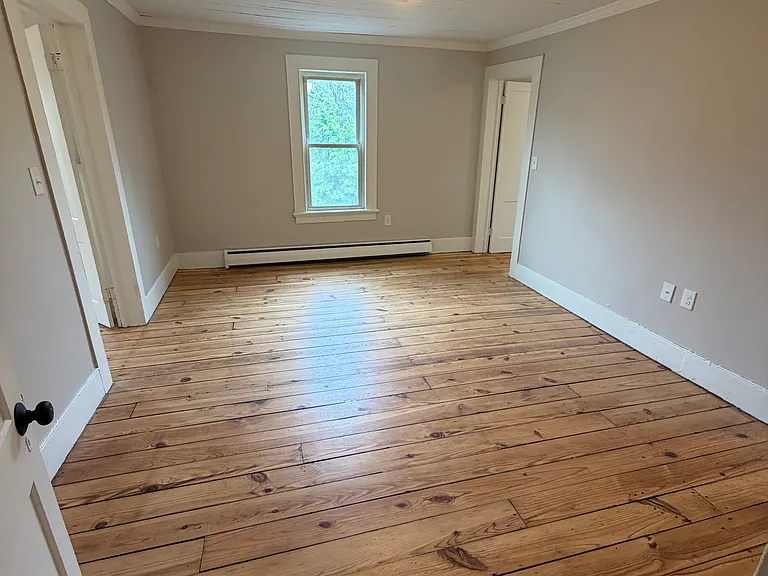 124 Huguenot St #201 — Photo 7